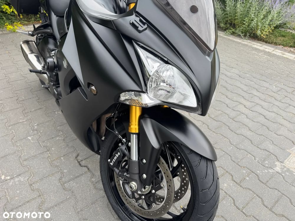 Suzuki GSX 1000 - 31