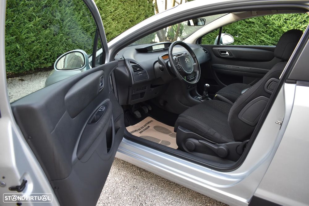 Citroën C4 1.4 16V VTR Pack - 6