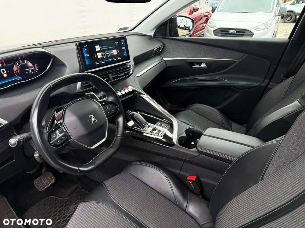 Peugeot 5008 1.2 PureTech Allure S&S EAT8 - 13