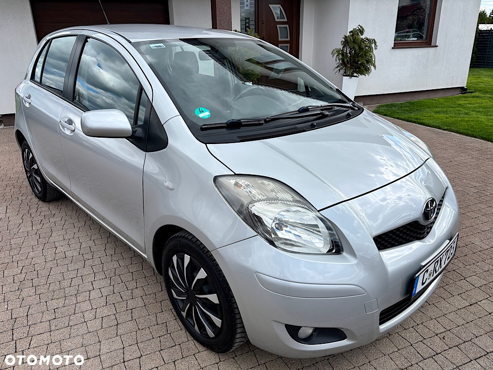 Toyota Yaris 1.33 Prestige - 11