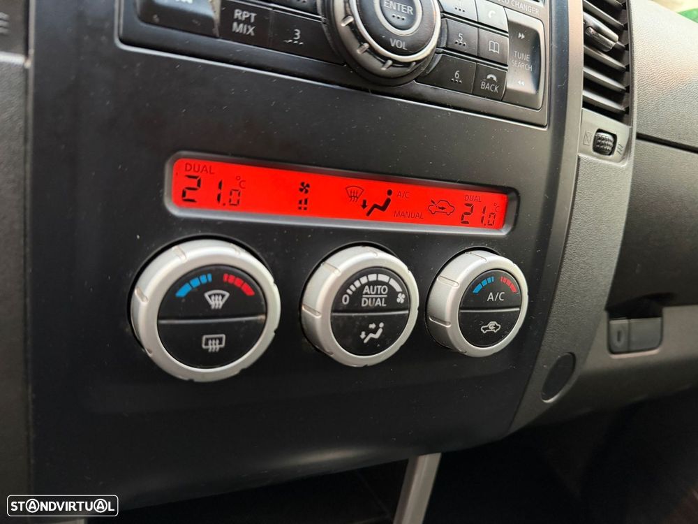 Nissan Navara 2.5 dCi CD LE Hi-Tech +P.Premium 4WD - 20