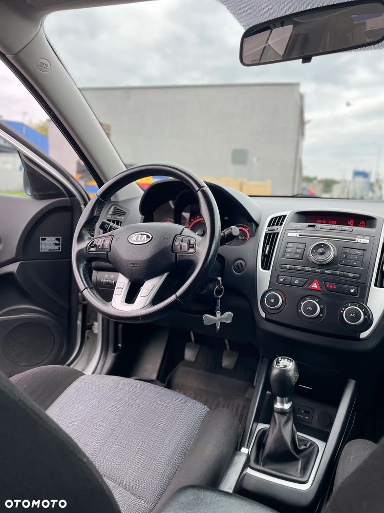 Kia Ceed Cee'd 1.6 Crdi Comfort - 25