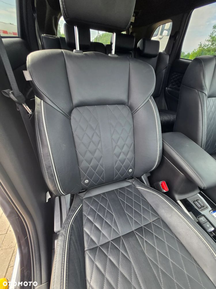 Mitsubishi Outlander - 26