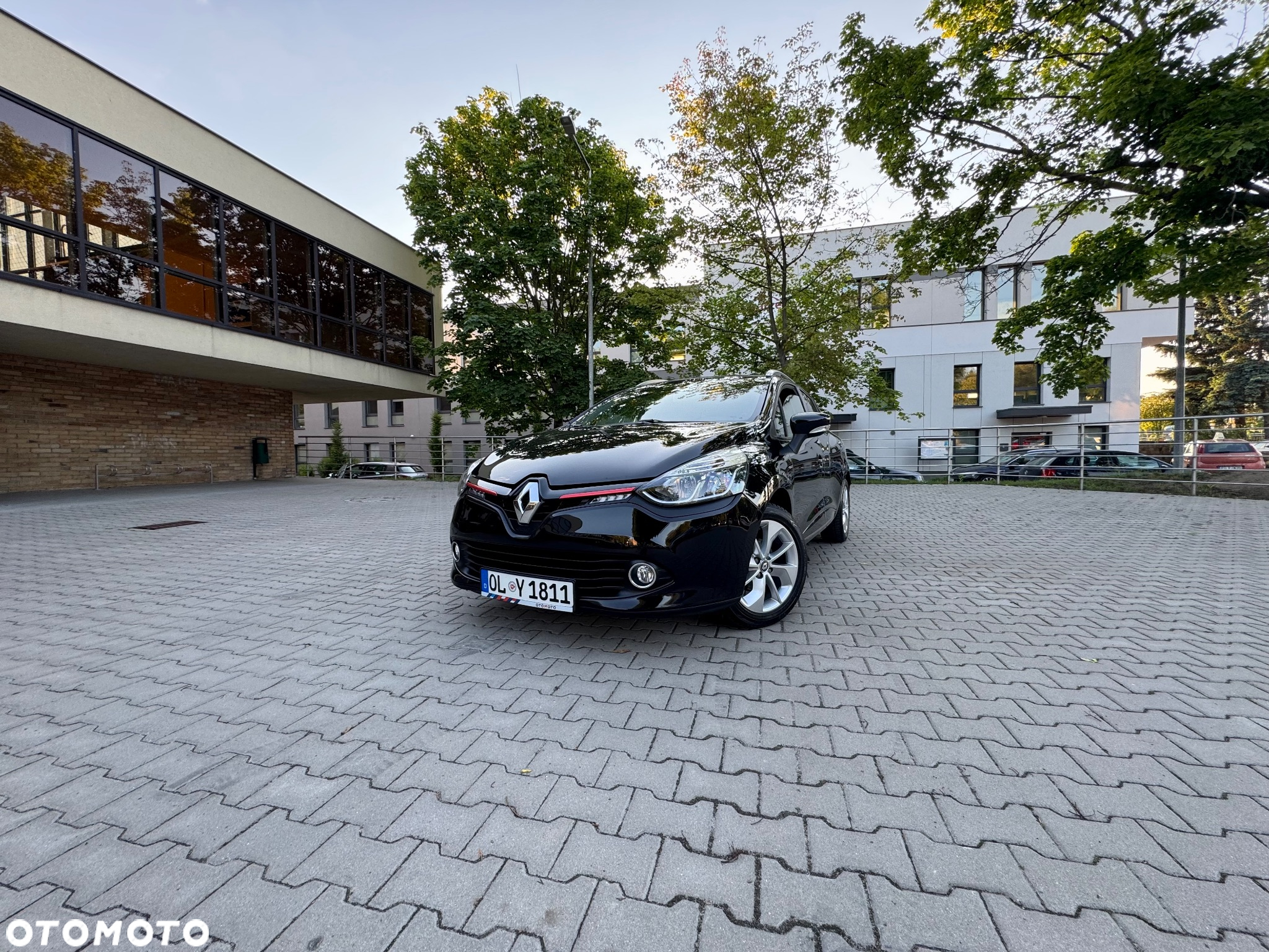 Renault Clio 1.2 16V Limited EU6 - 3