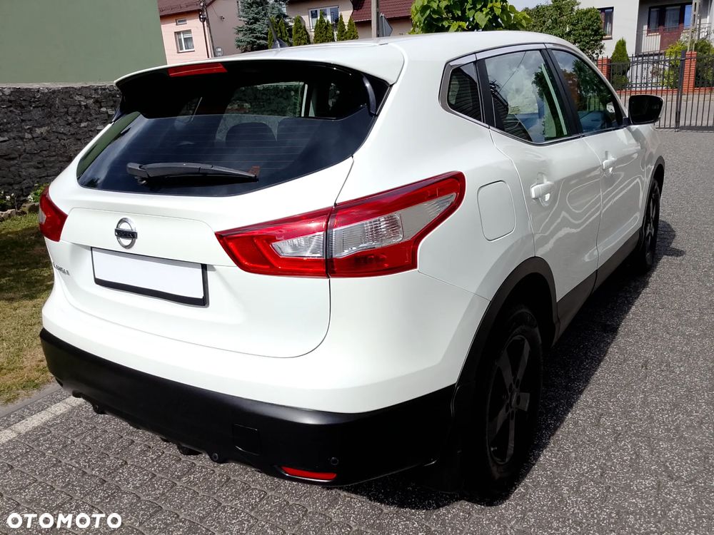Nissan Qashqai 1.2 DIG-T Tekna EU6 - 7