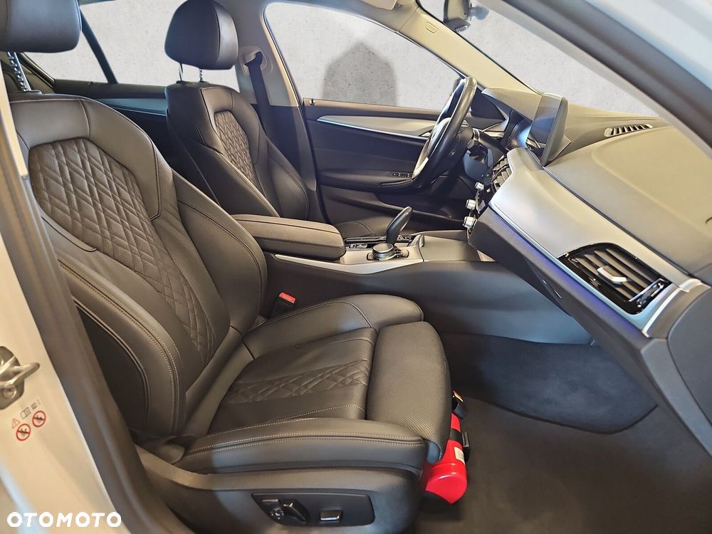 BMW Seria 5 - 13