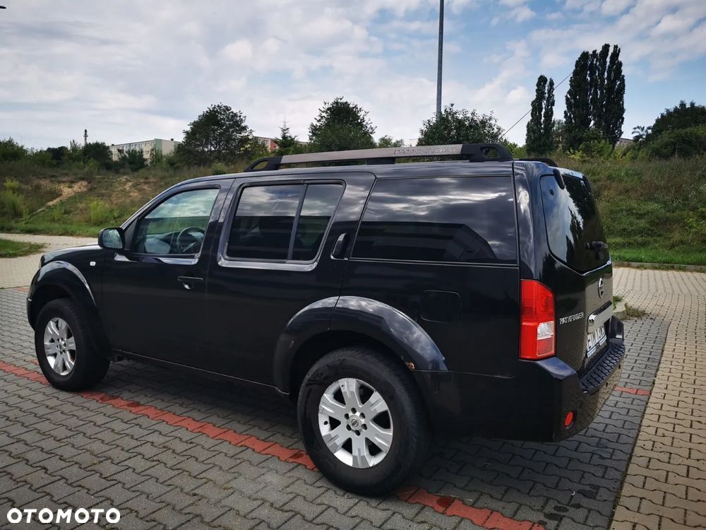 Nissan Pathfinder 2.5 DCi Comfort / XE - 3