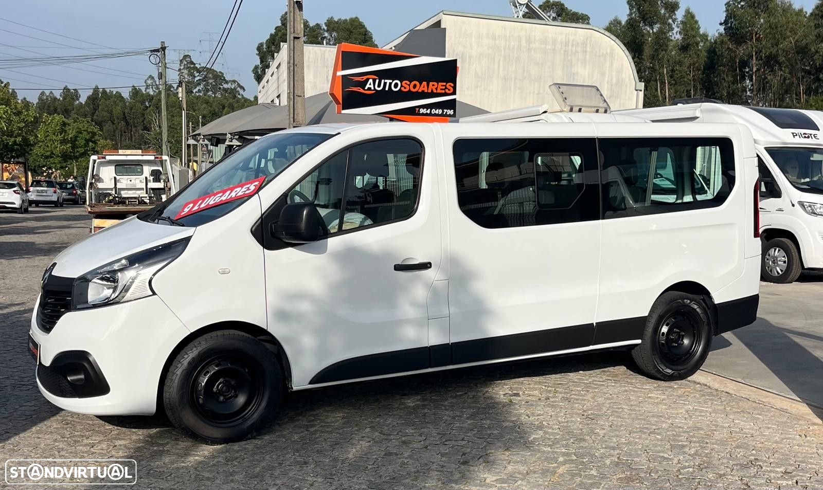 Renault Trafic 9 lugares 62.000km - 2
