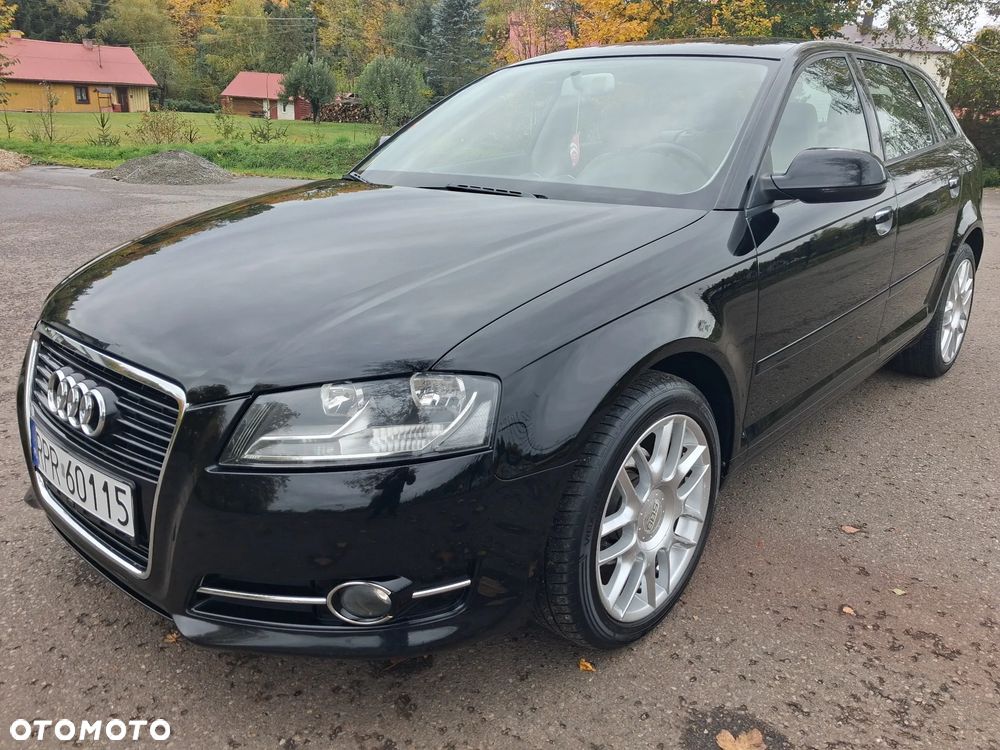 Audi A3 Sportback 2010 photo 3