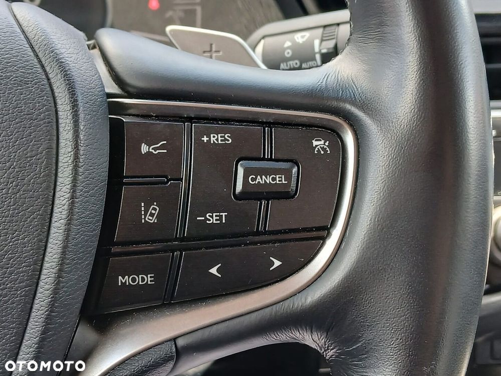 Lexus ES - 31