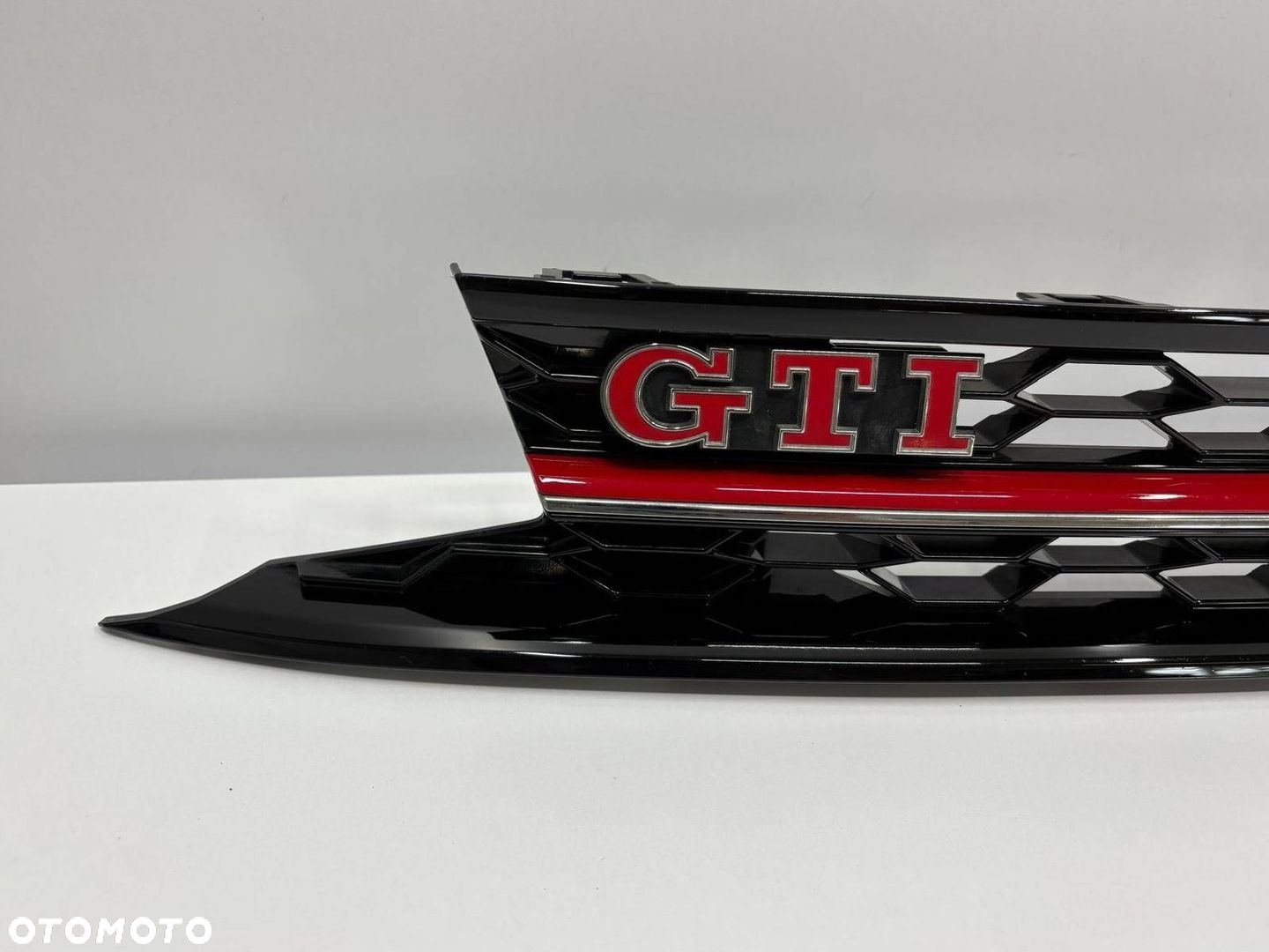 Volkswagen VW Polo VI 2G GTI Grill Atrapa Zderzaka 2G0853653M - 2