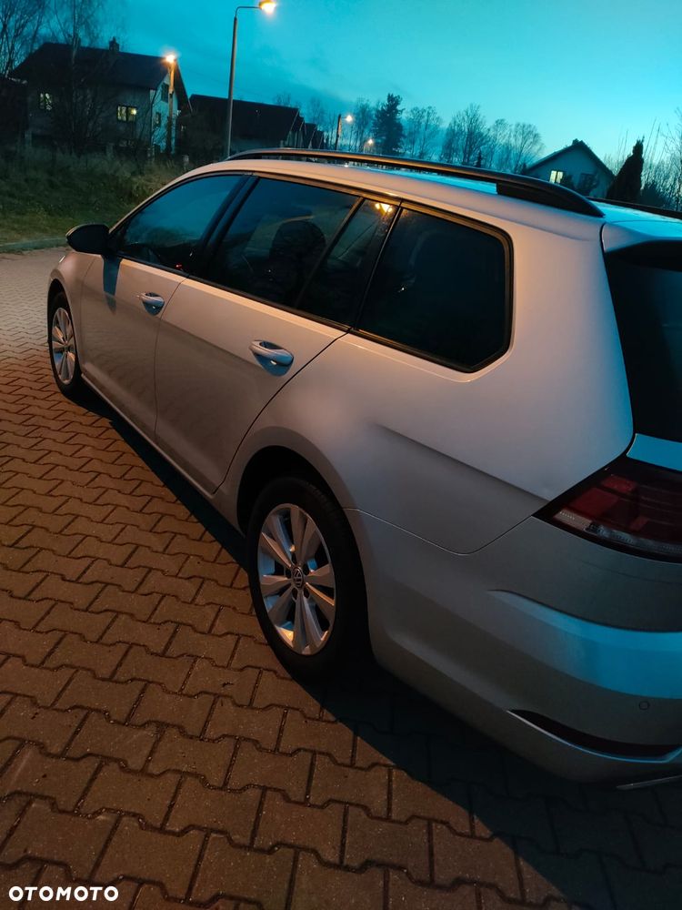 Volkswagen Golf 1.6 TDI BMT Comfortline - 10