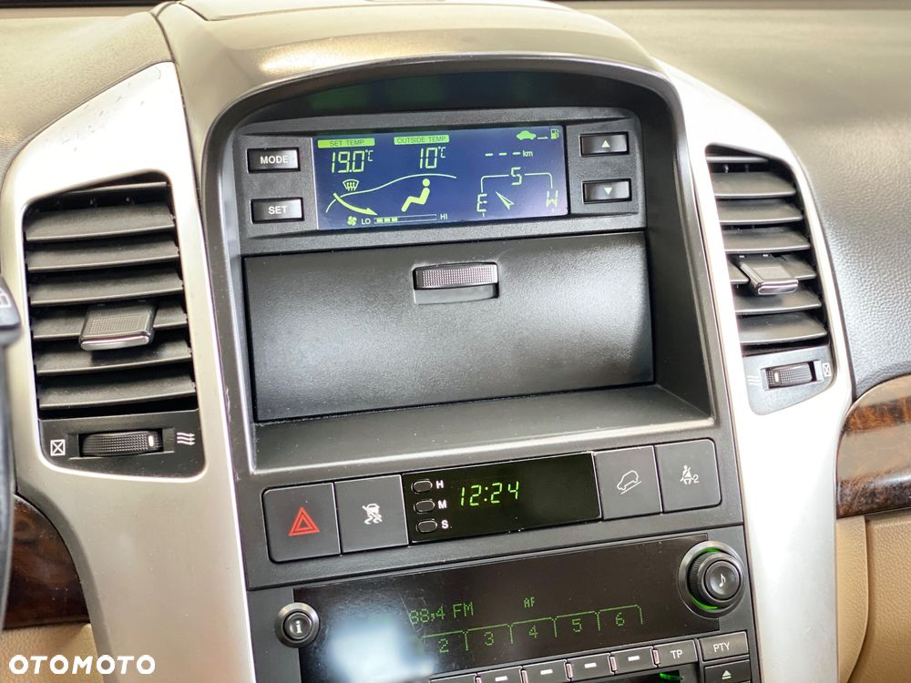 Chevrolet Captiva 2.0 d High - 26