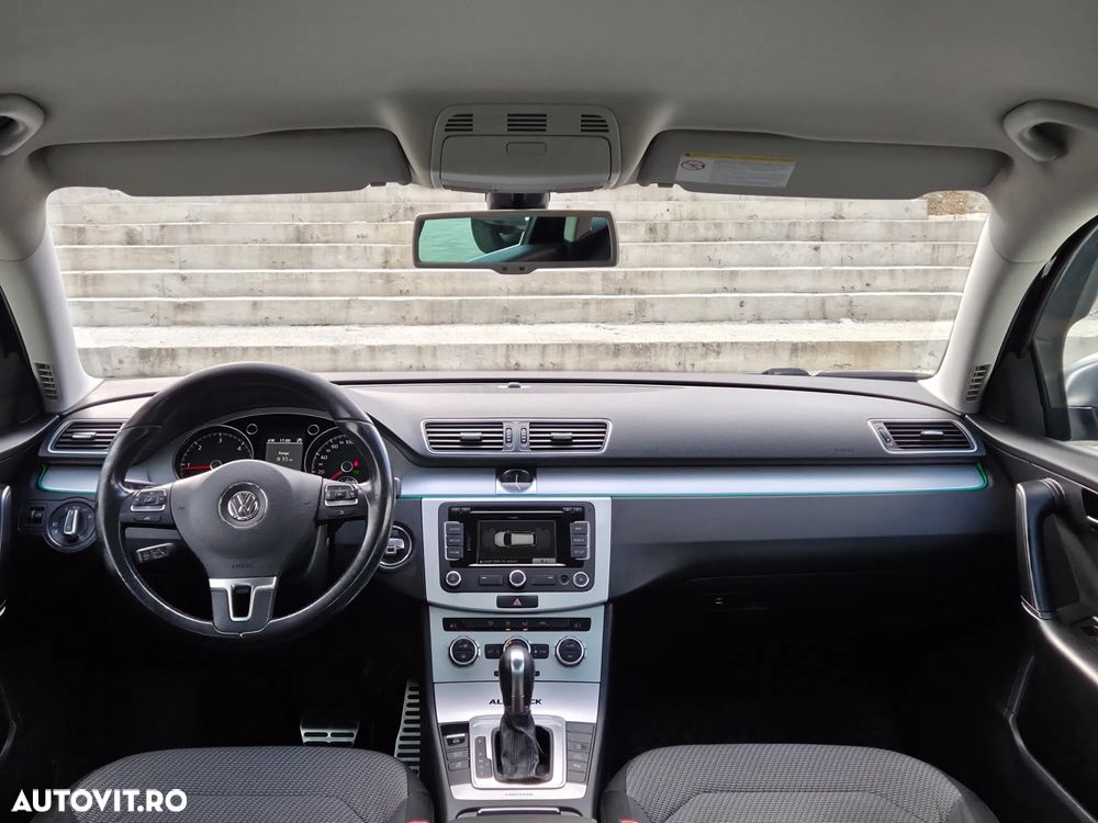Volkswagen Passat Alltrack - 15
