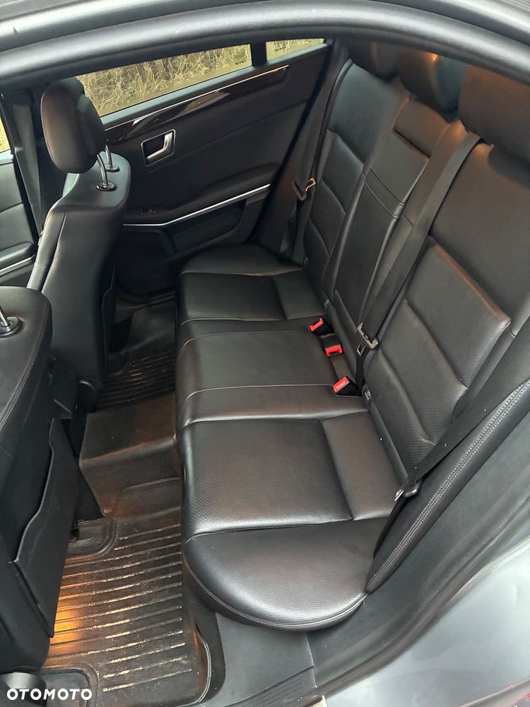 Mercedes-Benz Klasa E - 11