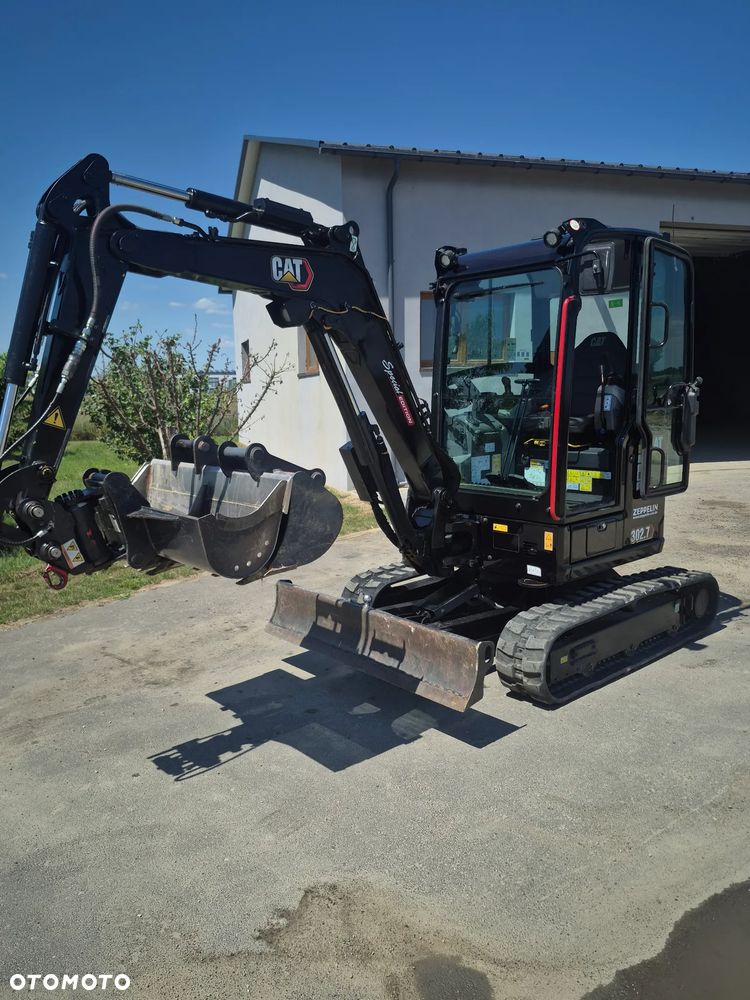 Caterpillar 302.7 - 16