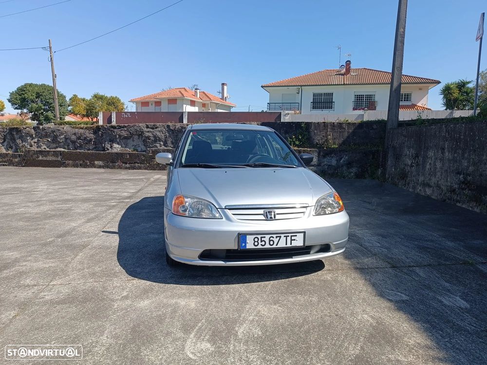 Honda Civic 1.6 ES - 1