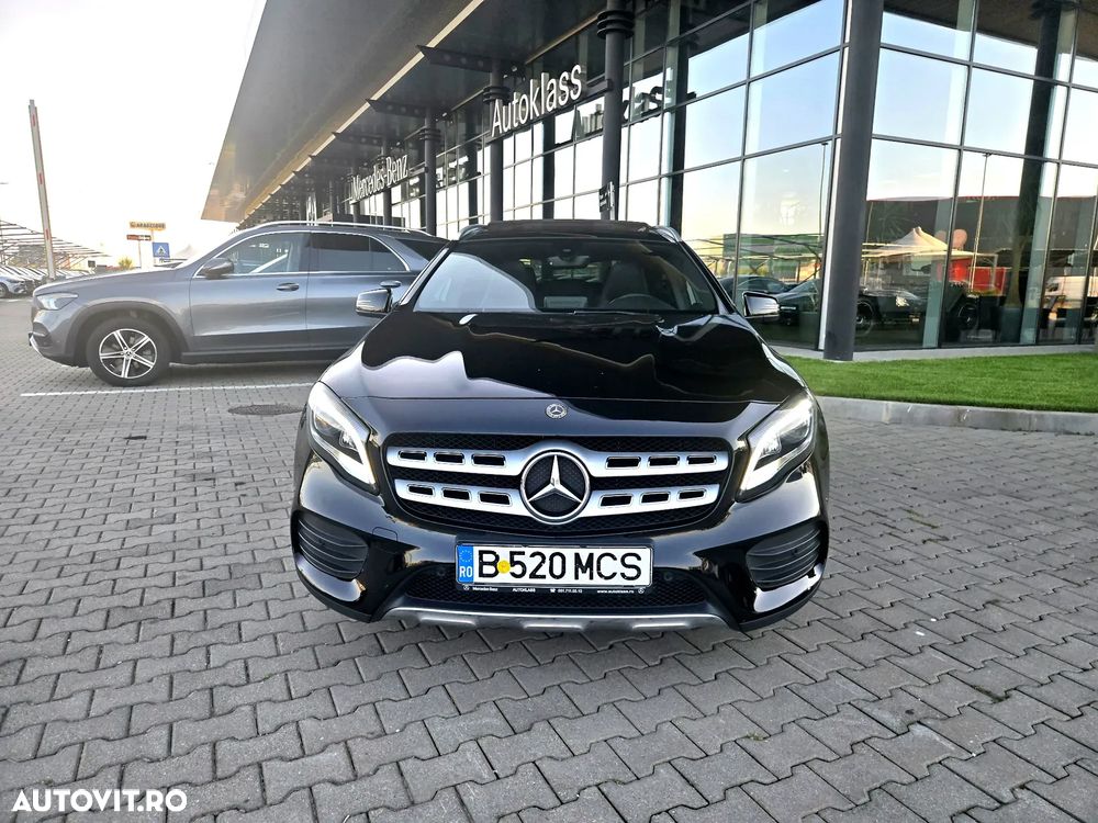 Mercedes-Benz GLA - 3