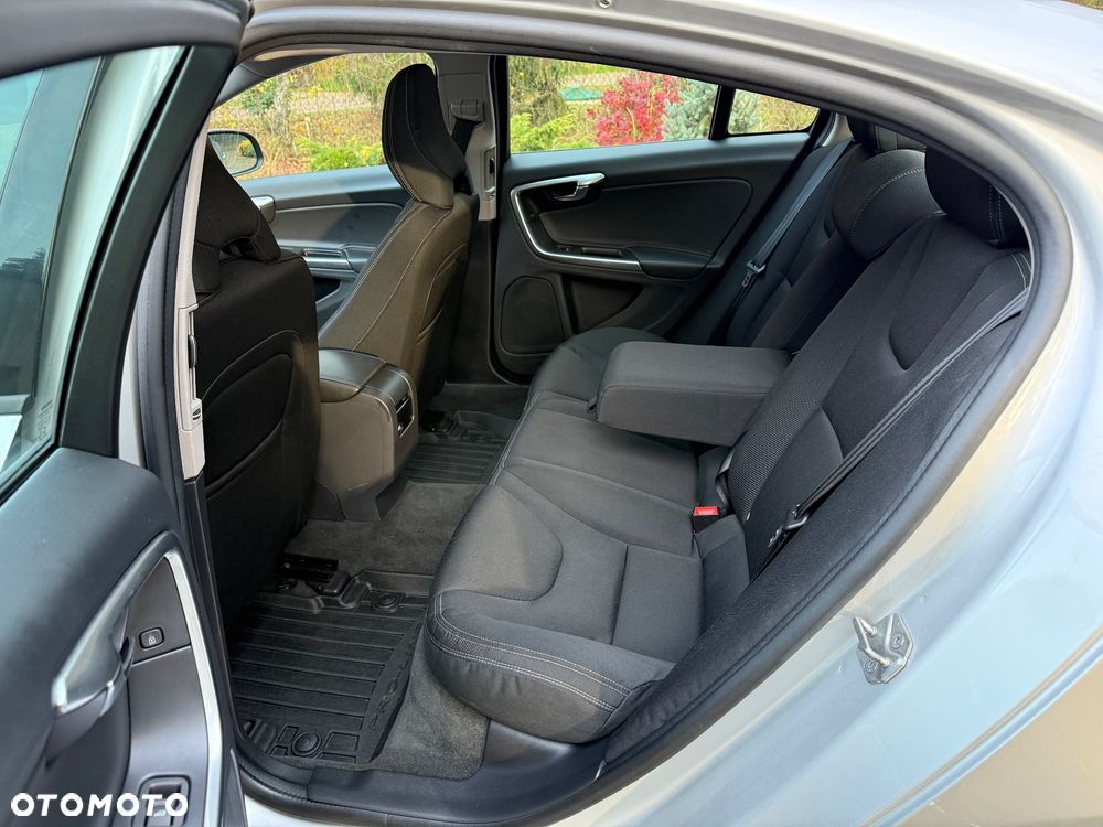 Volvo S60 - 6
