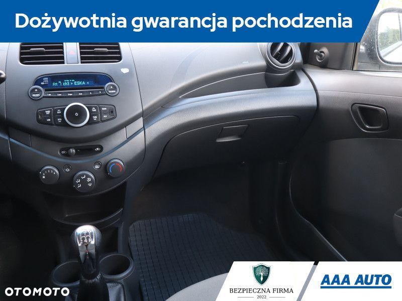 Chevrolet Spark - 10