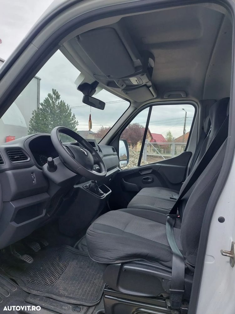 Renault Master 2.3 Blue dCi 135 TT Furgon CD 3,5t L3H2 9 m3 - 13