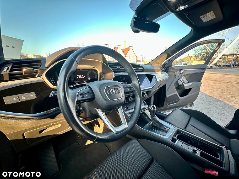 Audi Q3 40 TFSI Quattro S-Line S tronic - 3