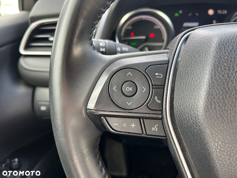 Toyota Camry 2.5 Hybrid Comfort CVT - 12