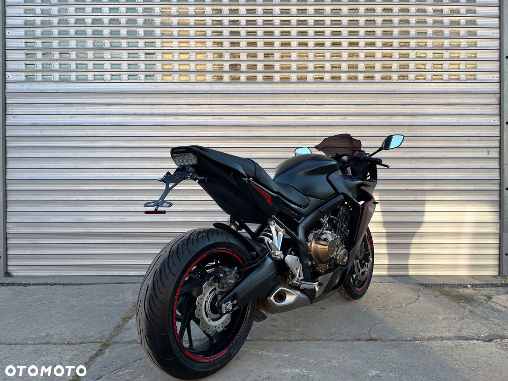 Honda CBR - 16