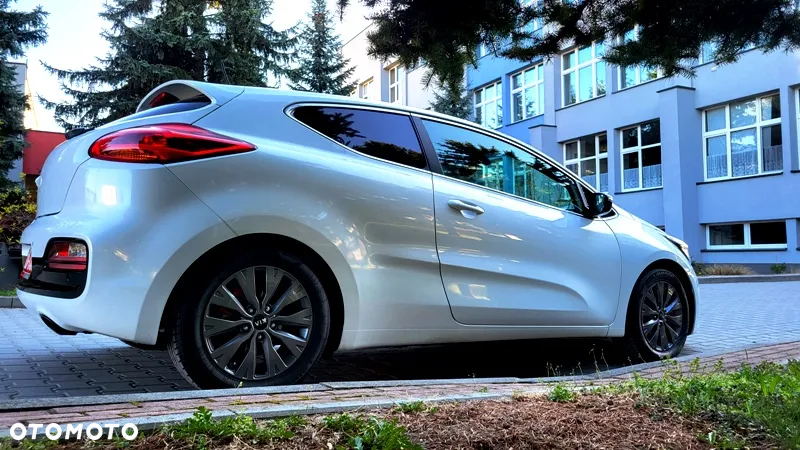 Kia ProCeed Pro_cee'd 1.4 M - 11