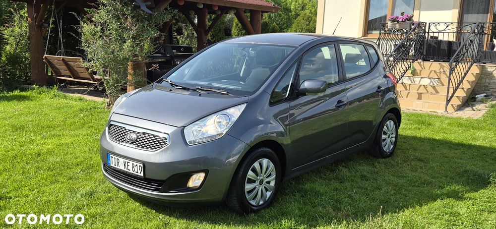 Kia Venga 1.6 L - 2