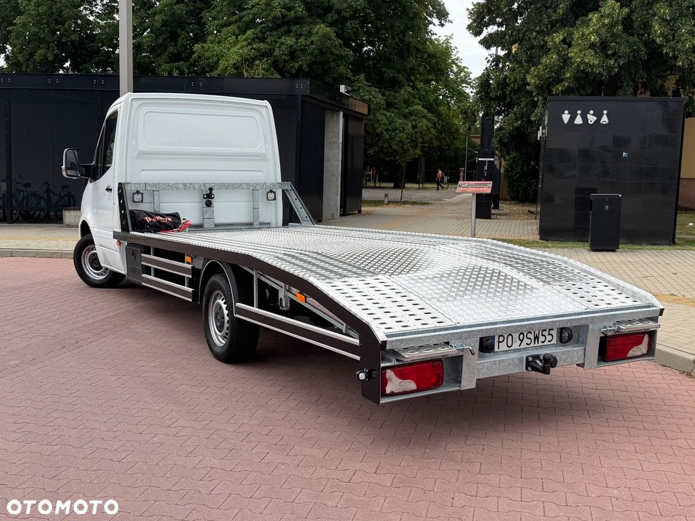 Mercedes-Benz Sprinter - 9