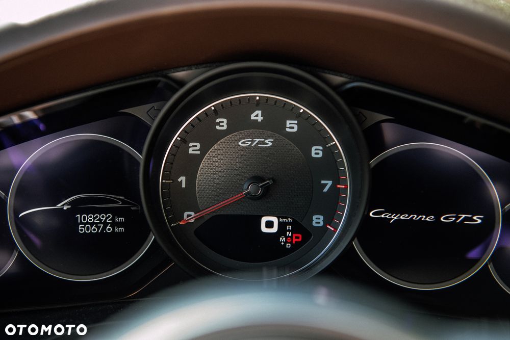 Porsche Cayenne GTS - 14