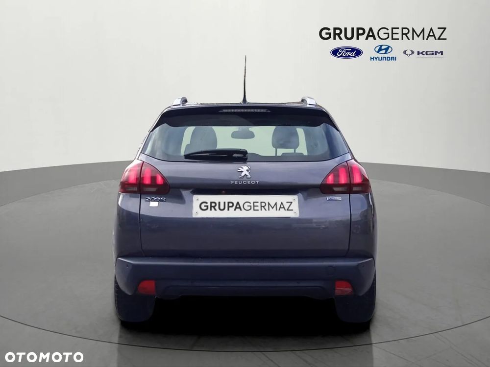 Peugeot 2008 1.2 Pure Tech Style S&S - 7