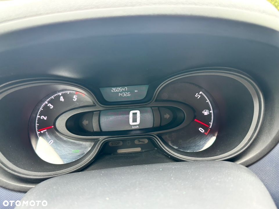 Opel Vivaro Chlodnia pod Farmaceutyki euro 6 - 17