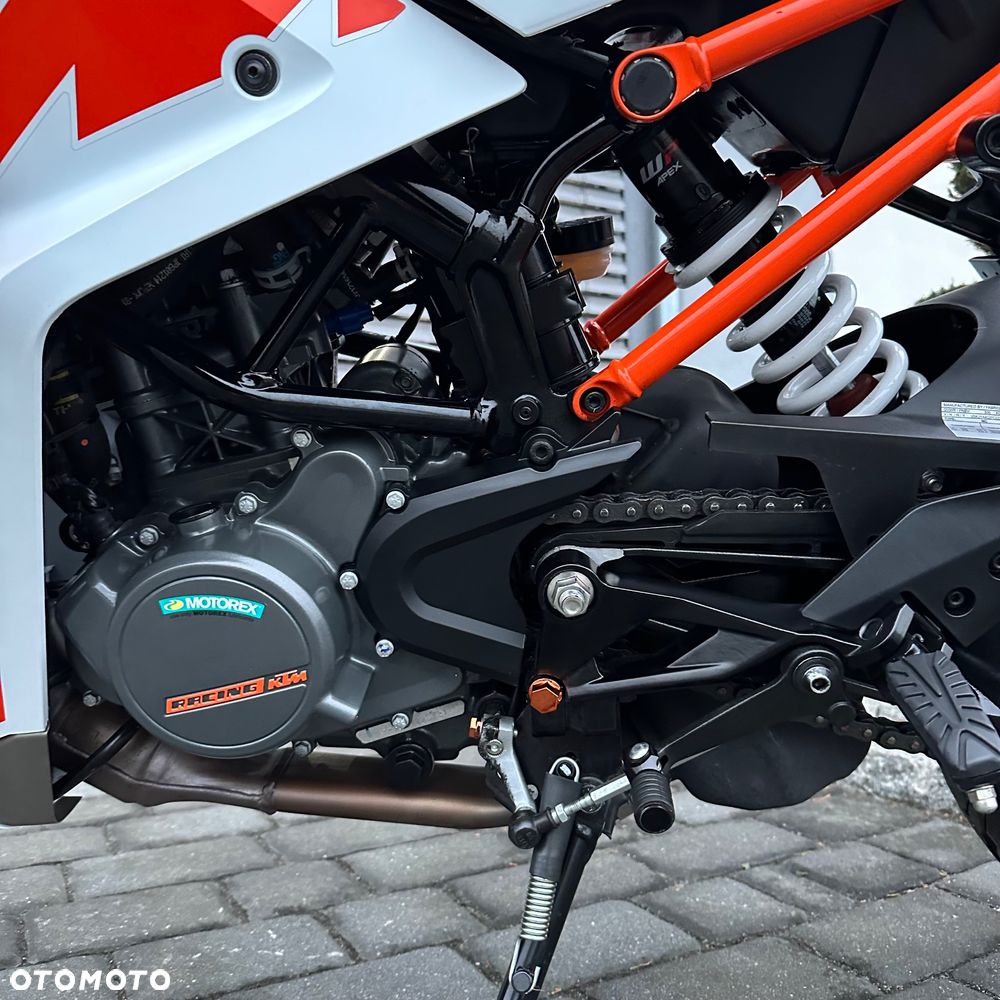 KTM RC 125 - 16