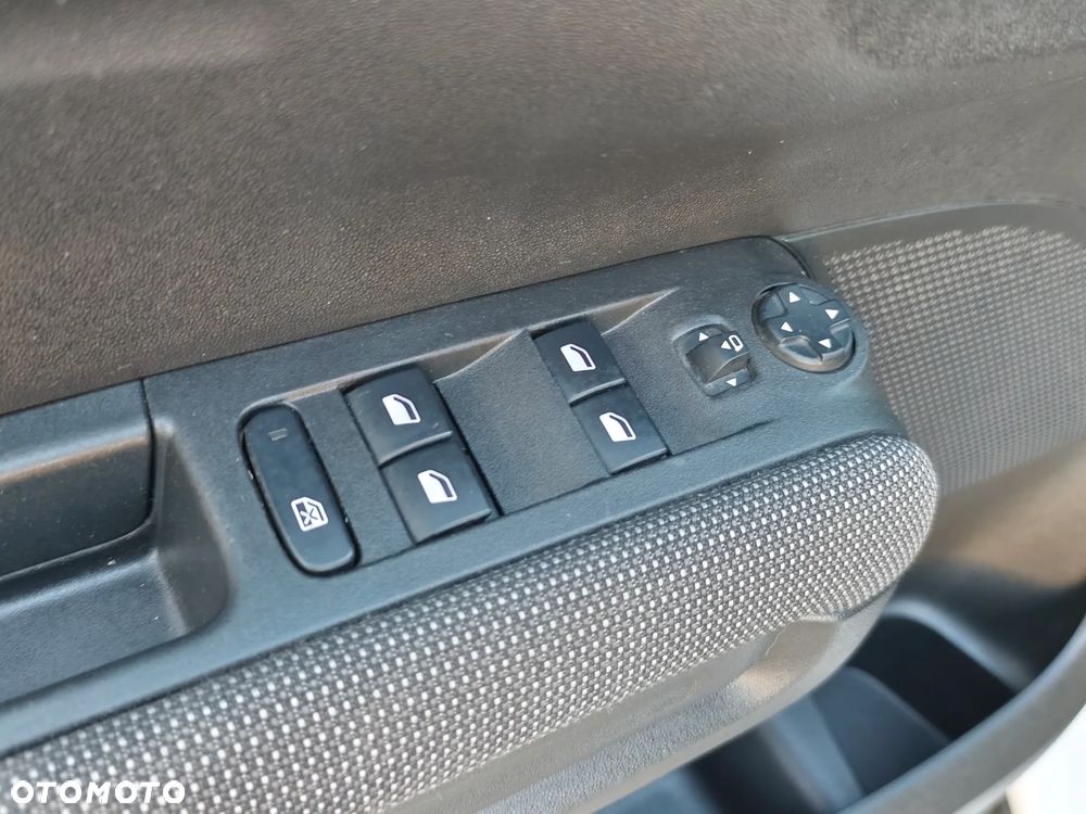 Citroën C3 Aircross BlueHDI 120 Stop & Start Shine - 33