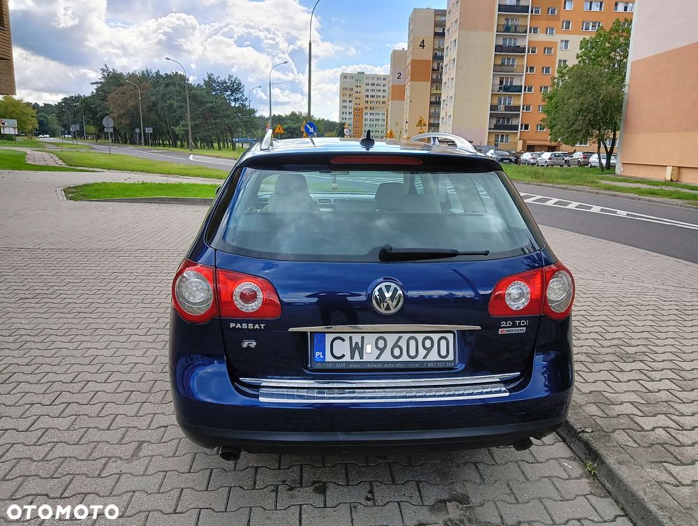 Volkswagen Passat 2.0 TDI DPF DSG 4Motion Comfortline - 9