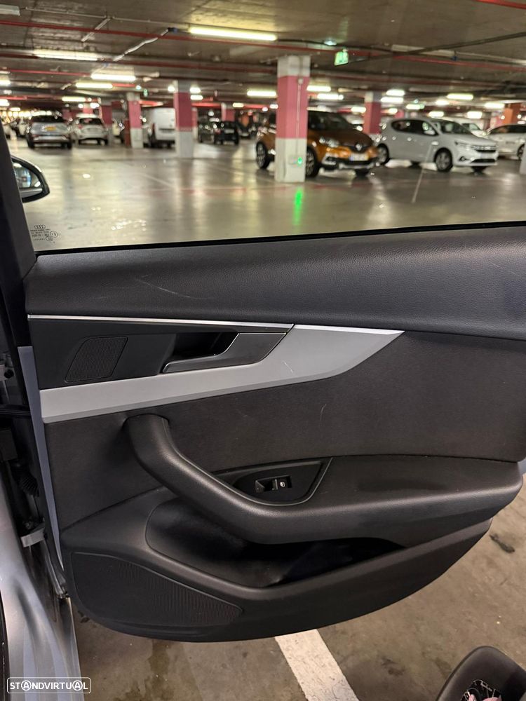 Audi A4 Avant 35 TDI Advanced S tronic - 12