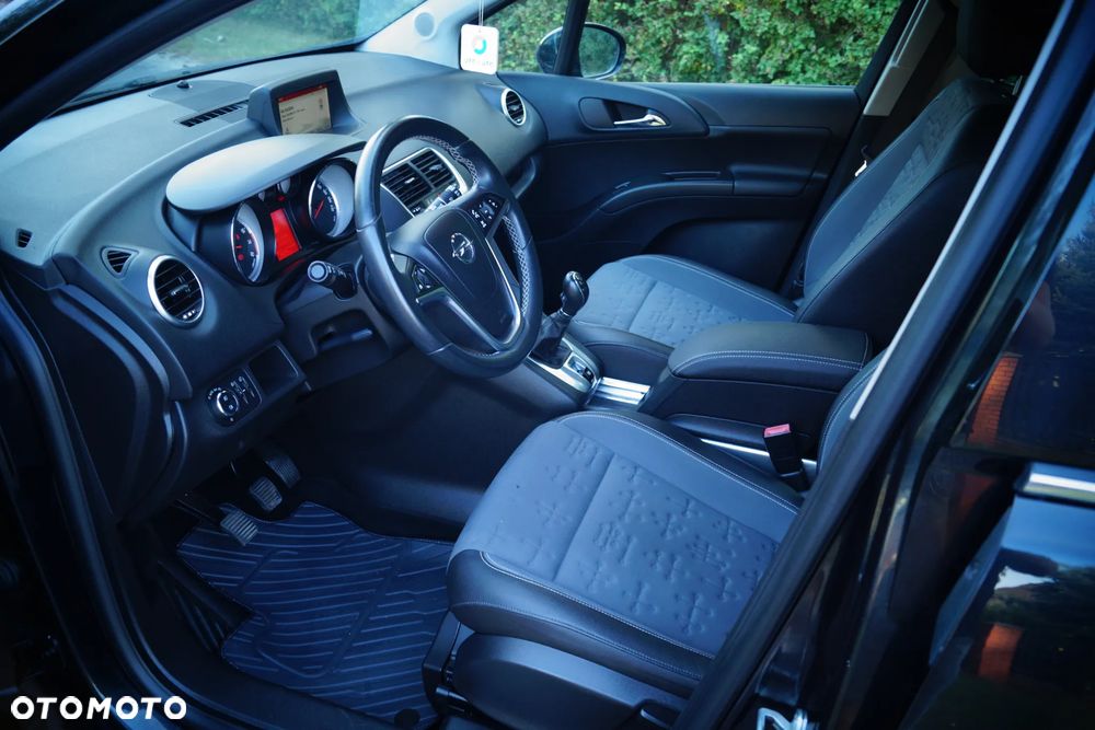 Opel Meriva 1.4 T Cosmo - 13