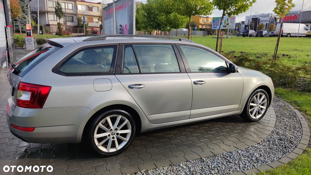 Skoda Octavia 2.0 TDI Elegance - 2