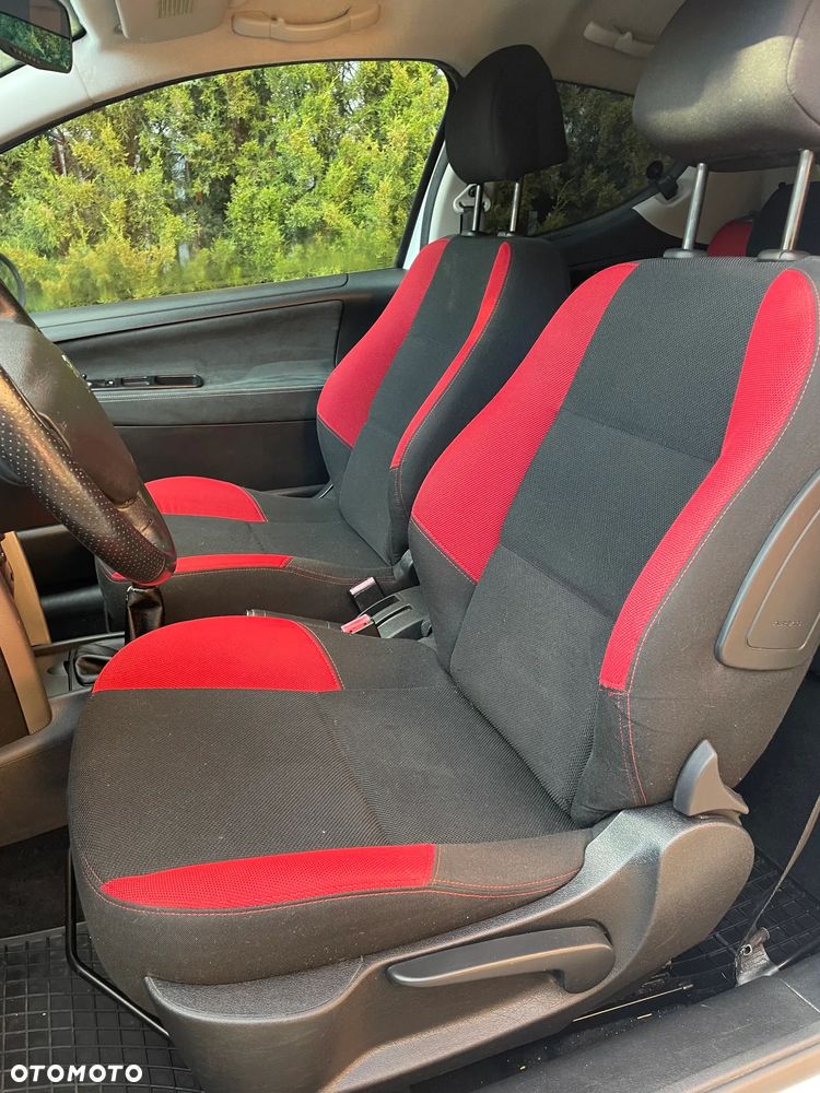 Peugeot 207 1.4 HDi Presence - 8