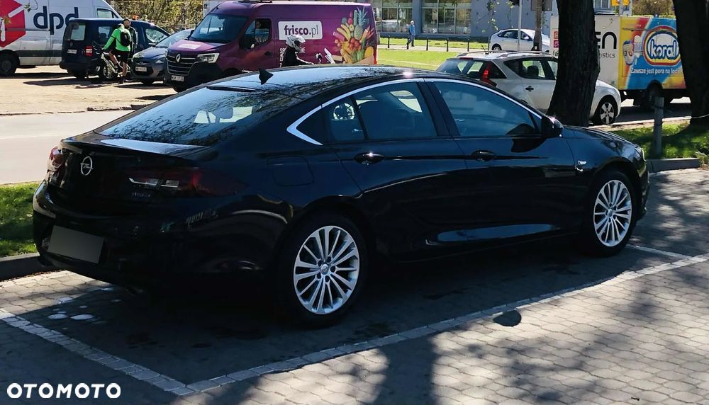Opel Insignia - 10