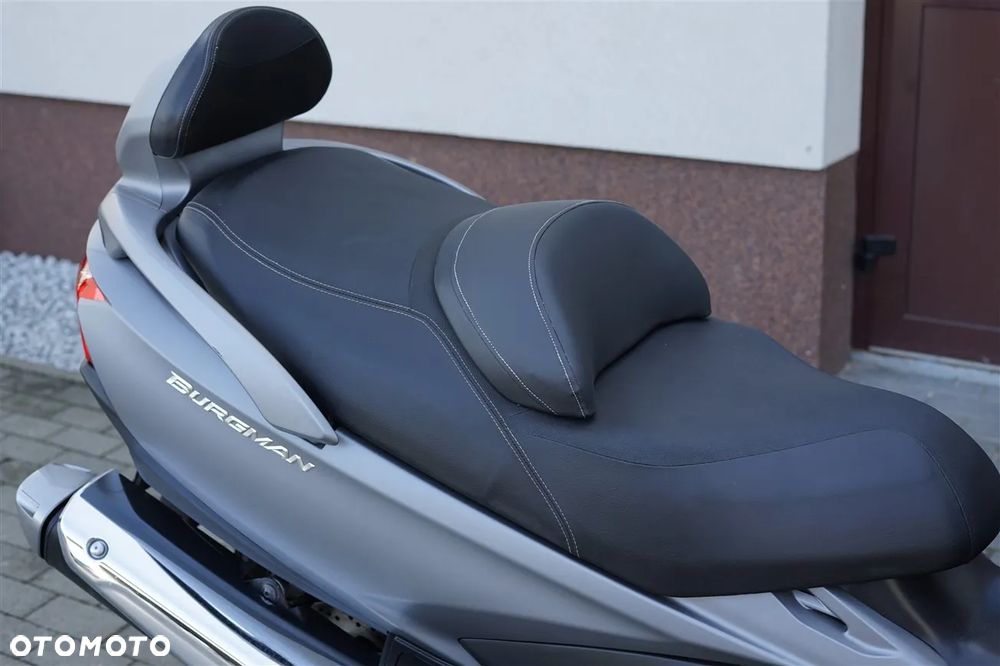 Suzuki Burgman - 5