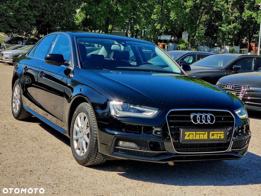 Audi A4 Limousine 1.8 TFSI S line Sportpaket - 3