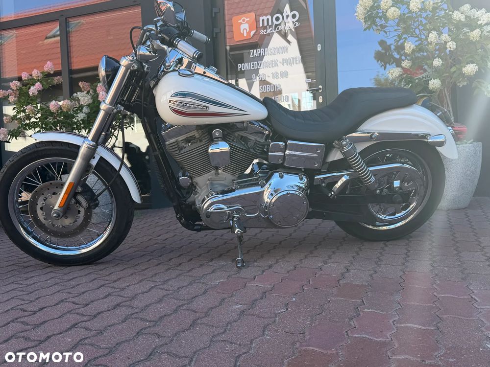 Harley-Davidson Dyna - 7
