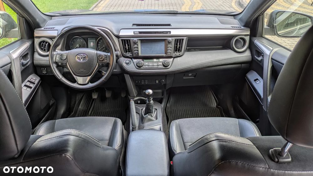 Toyota RAV4 2.0 Platinum 4x4 - 34