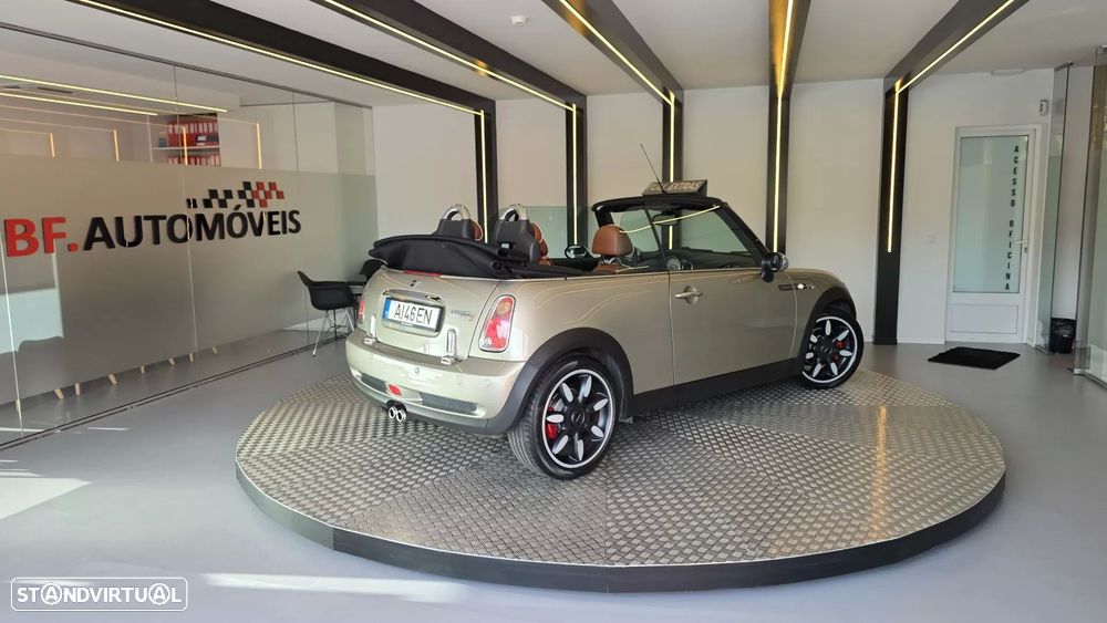 MINI Cabrio Cooper S Sidewalk - 7