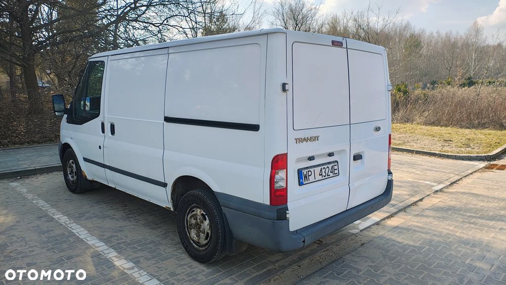 Ford Transit - 4