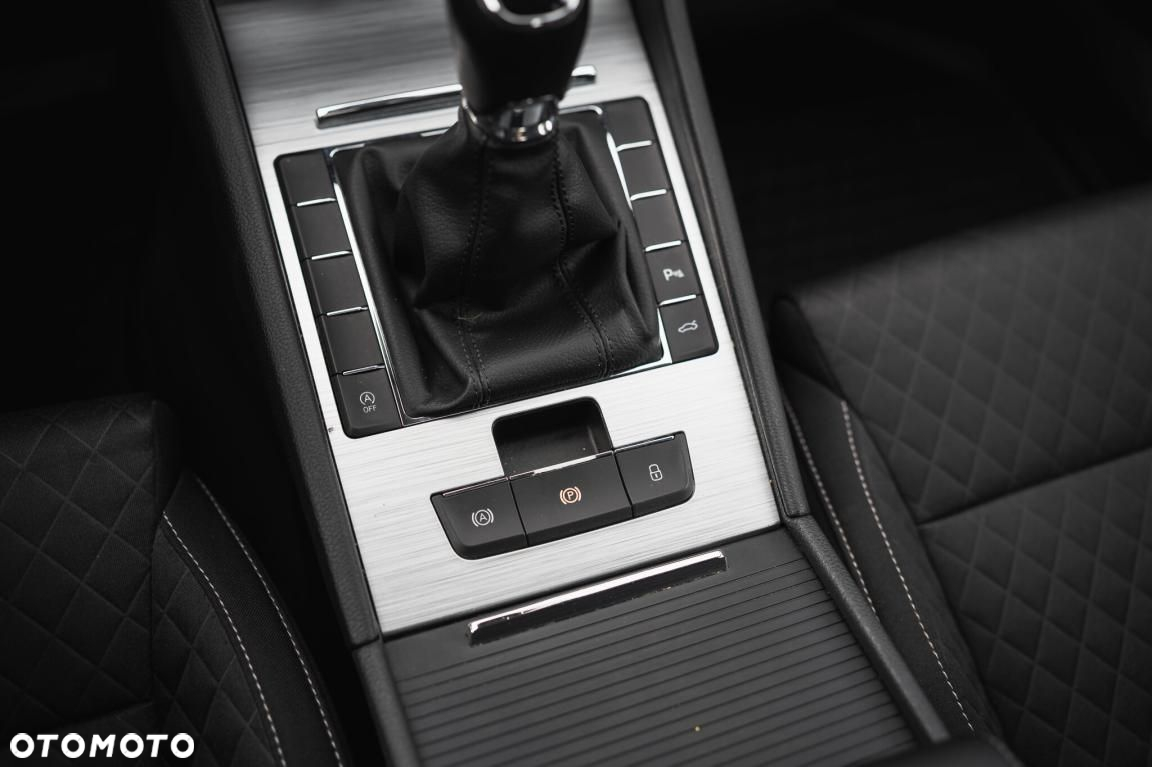 Skoda Superb - 20