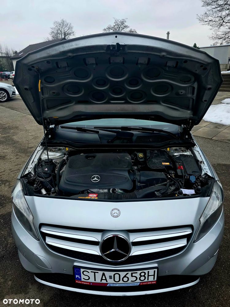 Mercedes-Benz Klasa A 180 (BlueEFFICIENCY) - 4